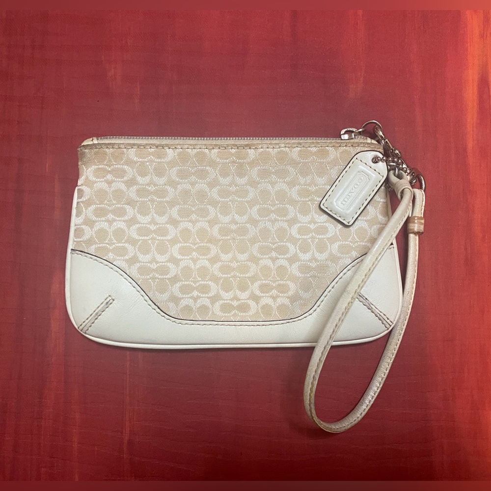 Classic Coach Signature Canvas Wristlet - Cream and White - Picture 1 of 3
